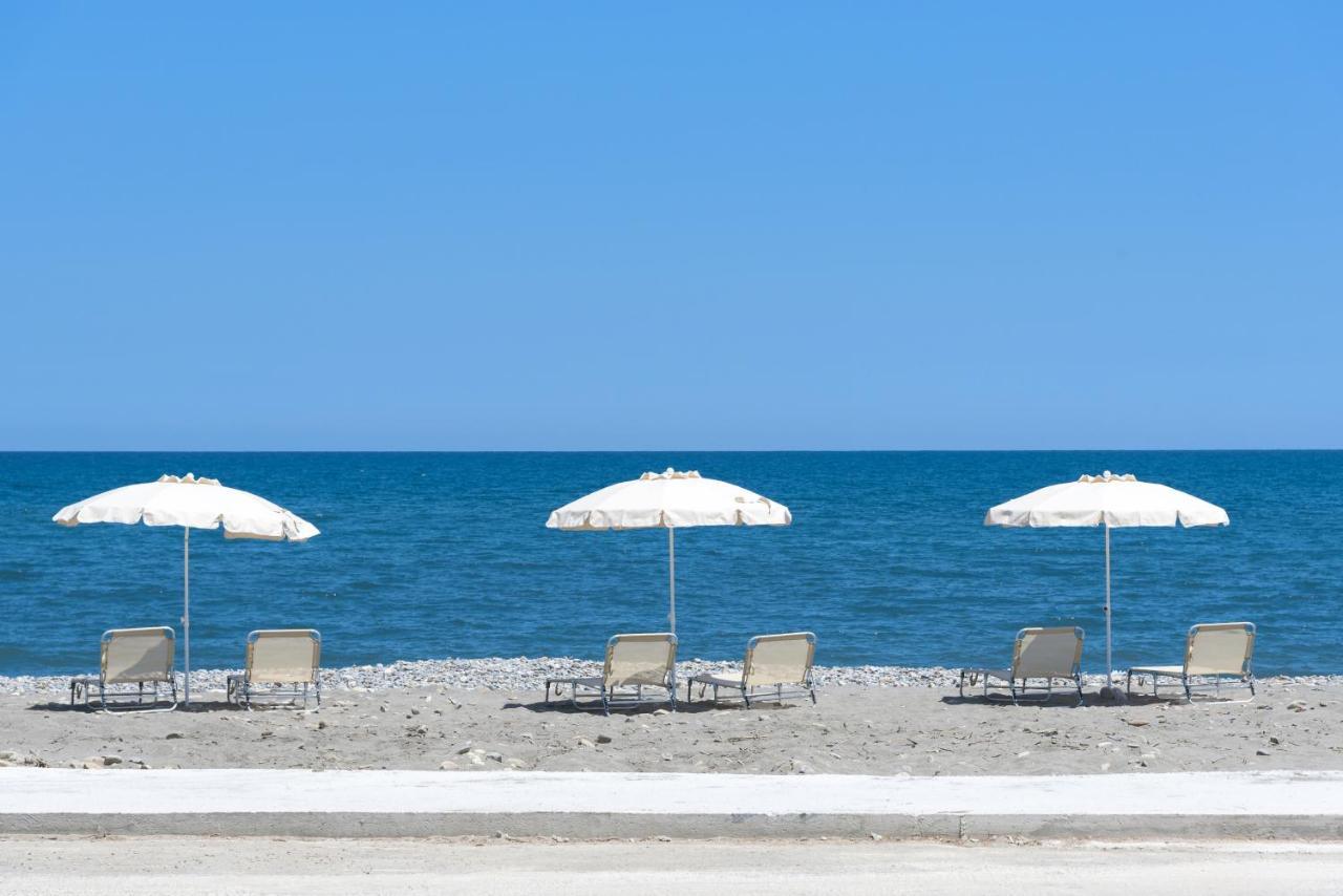 Athina Luxury Villa, With Pool & Walk To The Beach, By Thinkvilla Chania  Exteriör bild